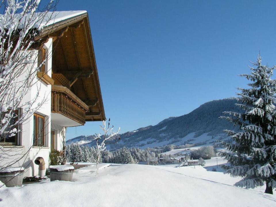 Ferienwohnungen Pension Sonnblick كرومباخ المظهر الخارجي الصورة